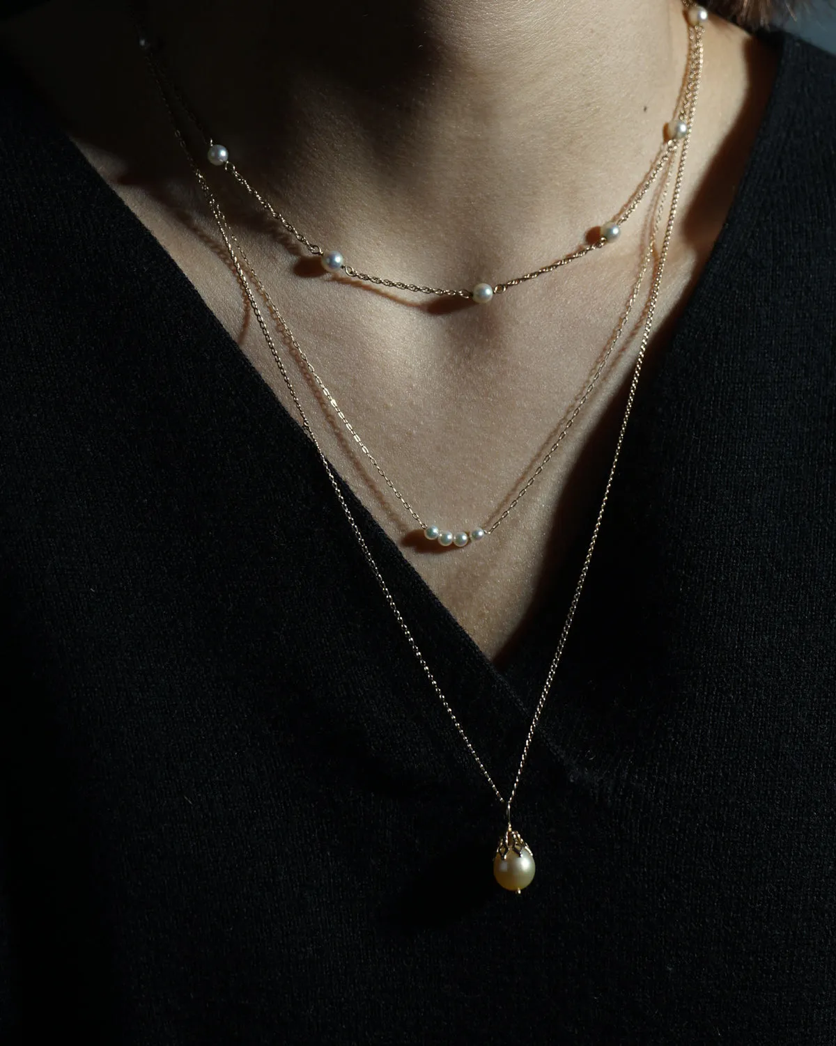 14k Gold Necklace w/ Pearls