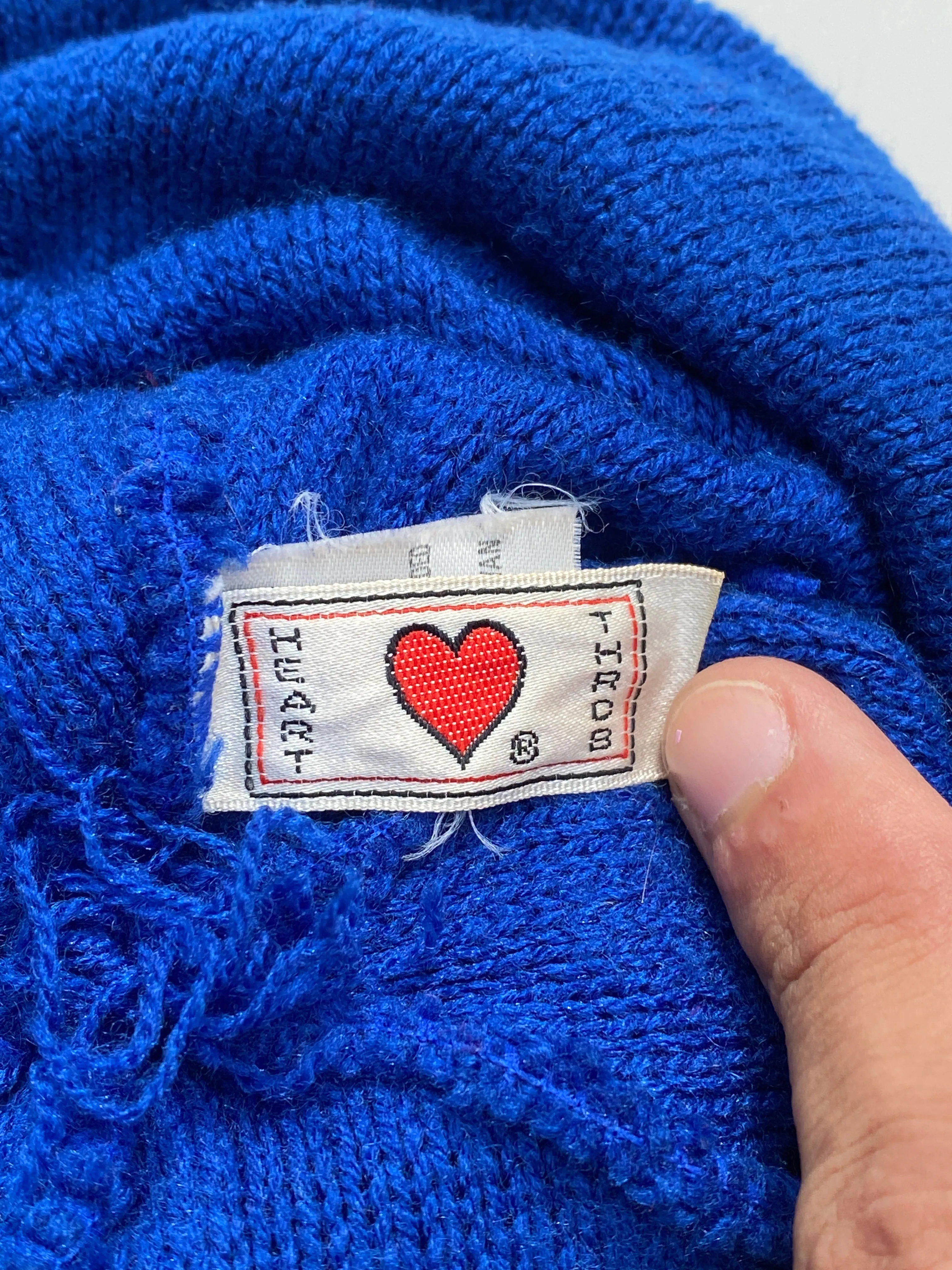 1980s Vintage Heart Throb Star and Lightning Bolt Beanie Winter Hat