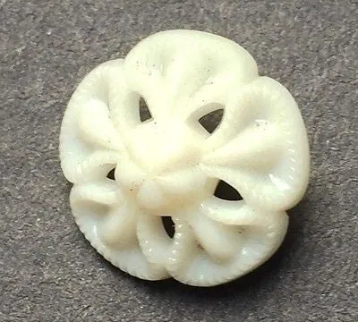 6 Unusual Ornate 2cm Vintage Buttons Choice of Colours