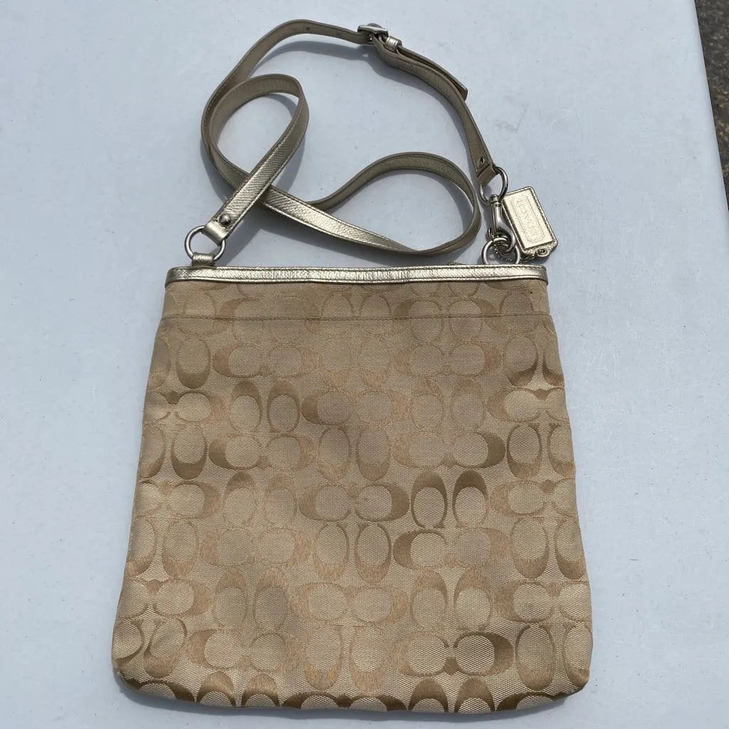 Coach monogram Crossbody/handbag