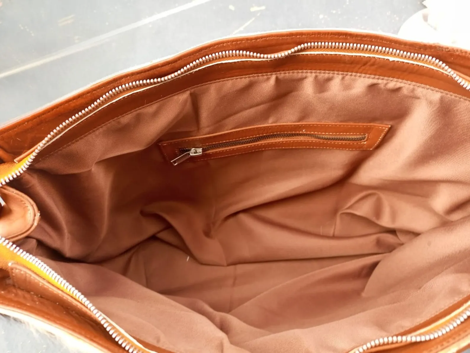 Cowhide Tote Purse Dark Tricolor
