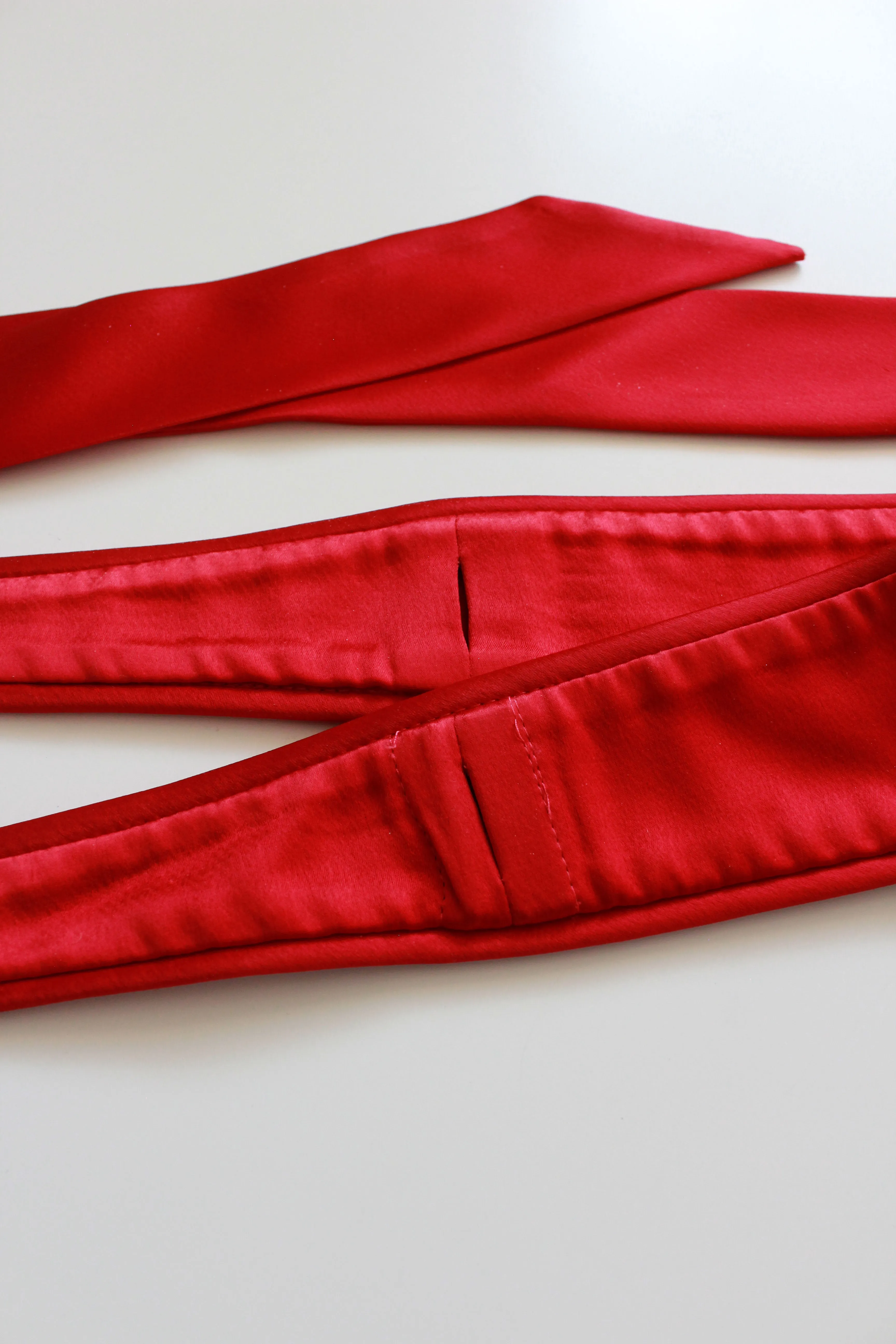 Early 2000s Red Satin Mini Dress With Balloon Sleeves And Fabric Belt, XS