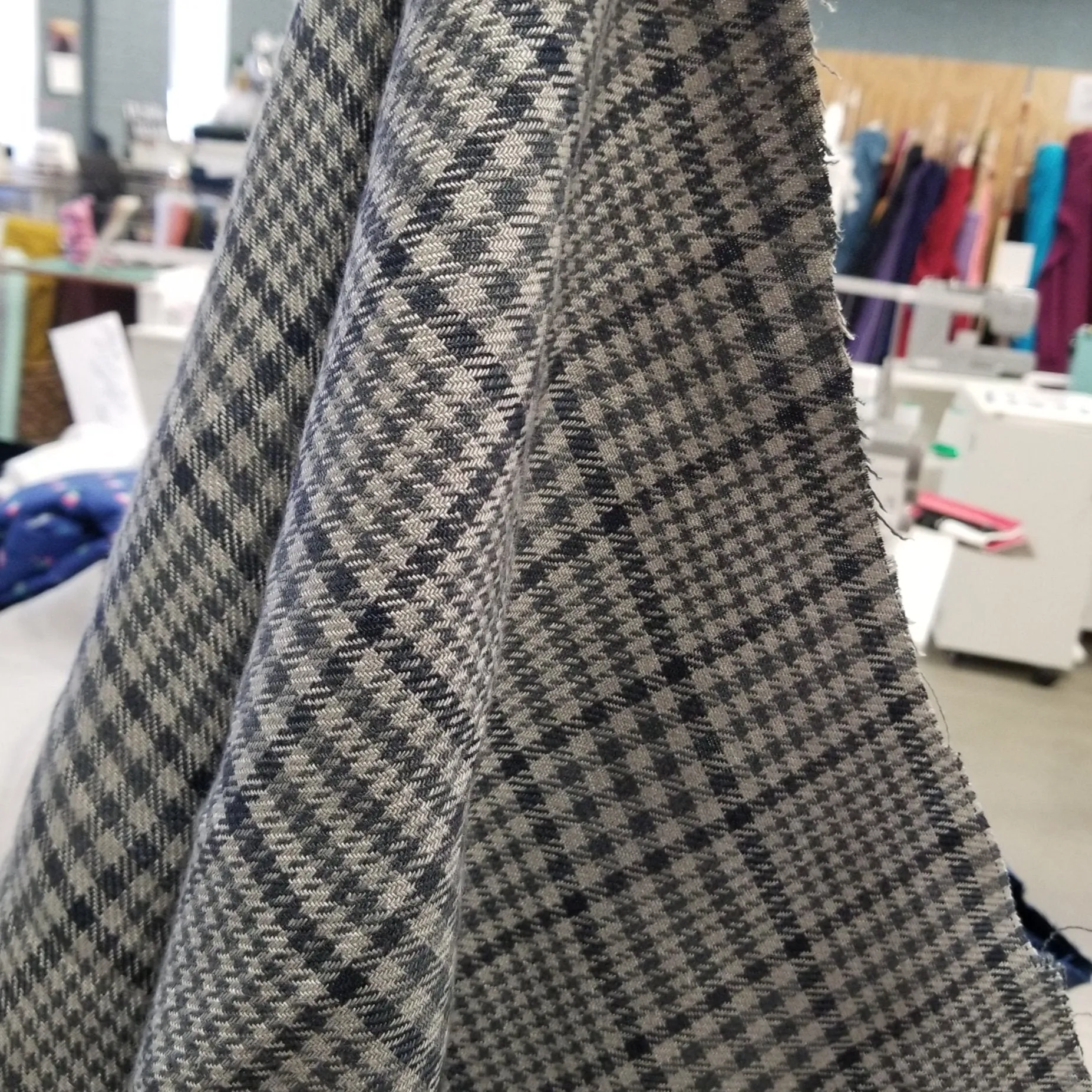 End of Bolt: 2-5/8th yards of Irish Linen Dorsey Plaid Spence Bryson Woven 300 GSM-remnant