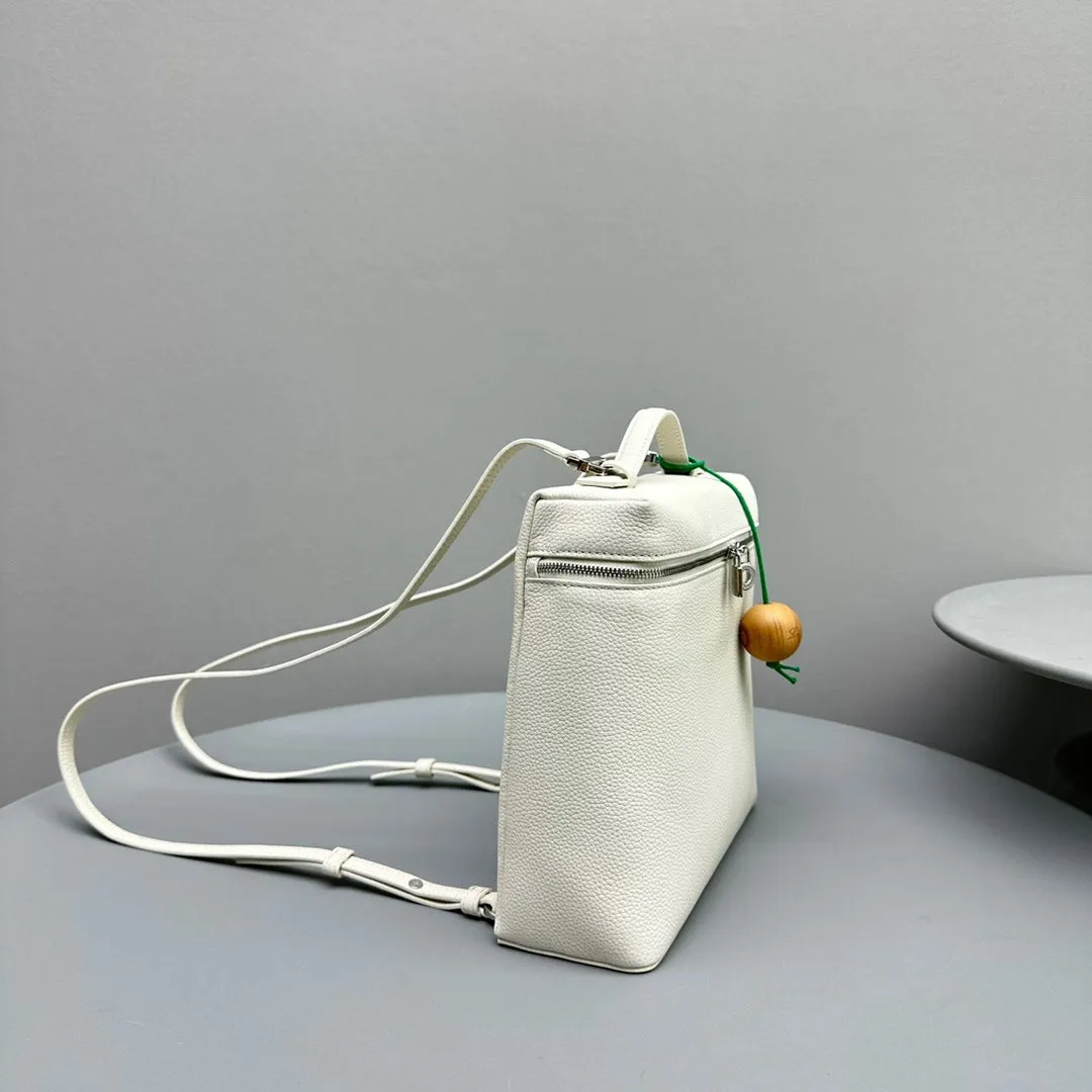 Extra Pocket Backpack 23 White Cowhide Shw