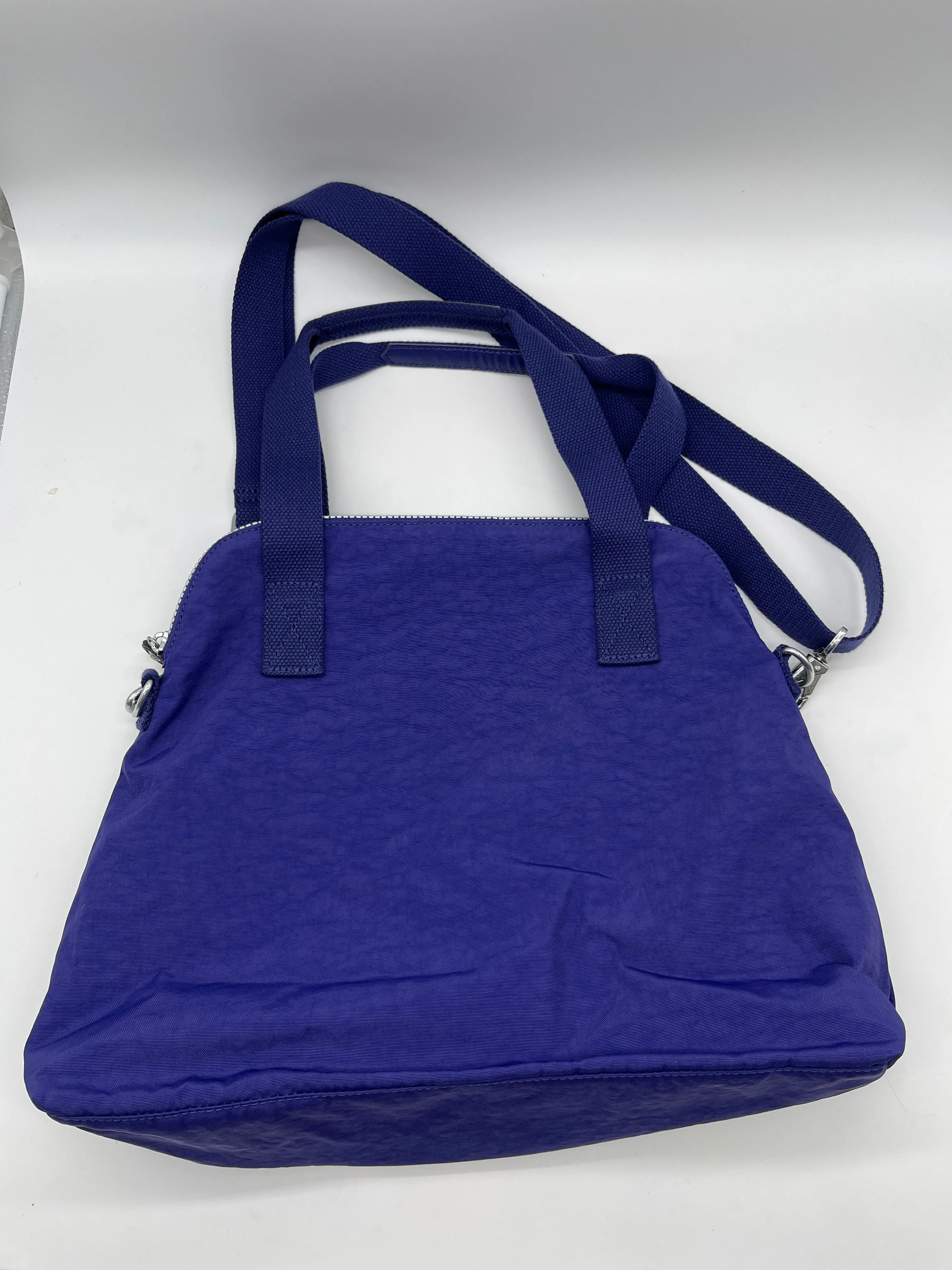Handbag By Kipling, Size: Medium