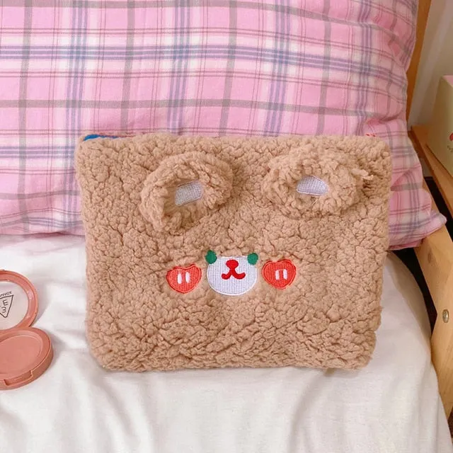 Kawaii Bear Women's Plush Cosmetic Bag