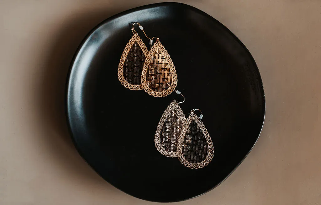 Lightweight Filigree Teardrop Earring