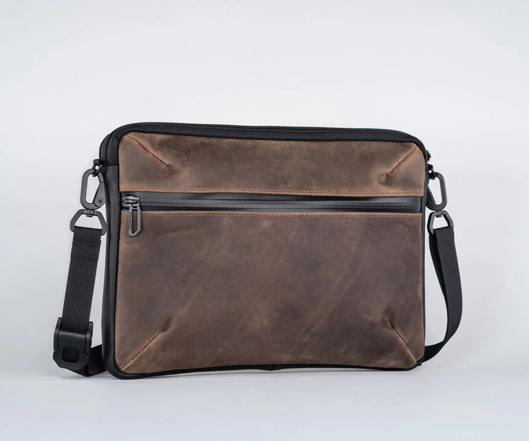 Mason Laptop Crossbody