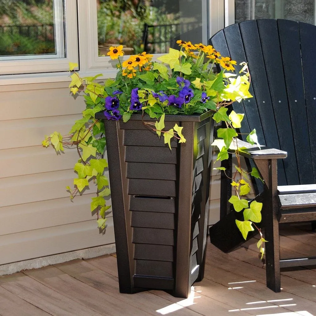 Mayne Lakeland Tall Planter