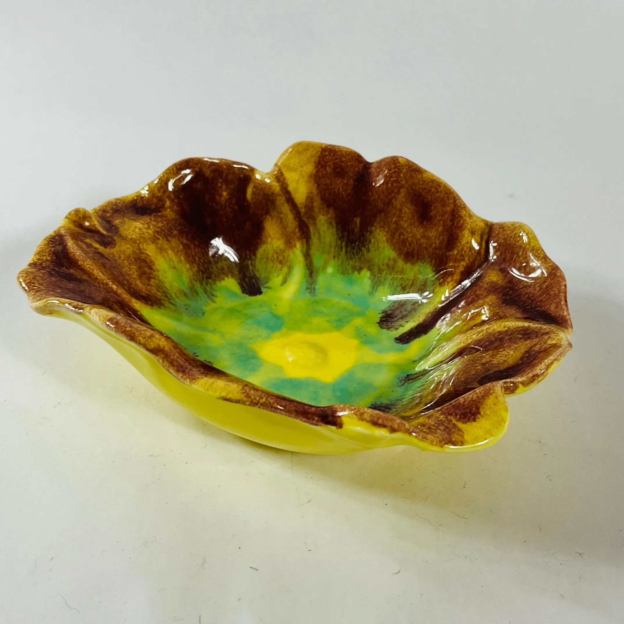 McCoy Yellow Planter and Flower-Shaped Dish, Set of 2