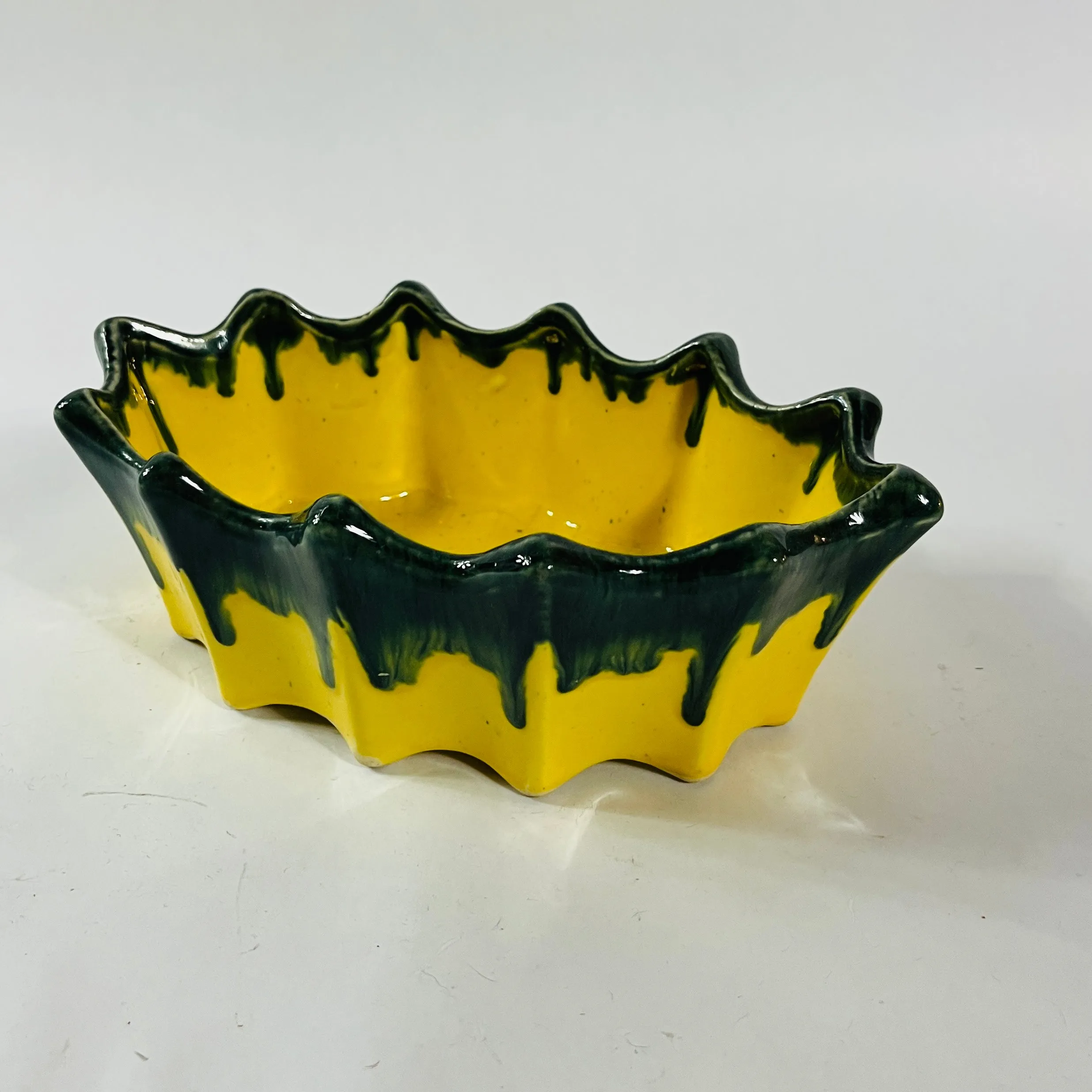 McCoy Yellow Planter and Flower-Shaped Dish, Set of 2