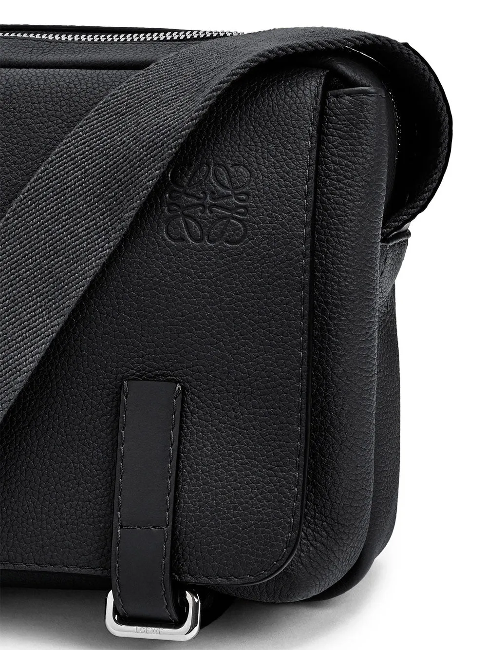 Messenger XS bag