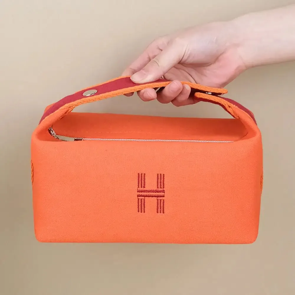 NEW Large Capacity Portable Travel Bag Makeup