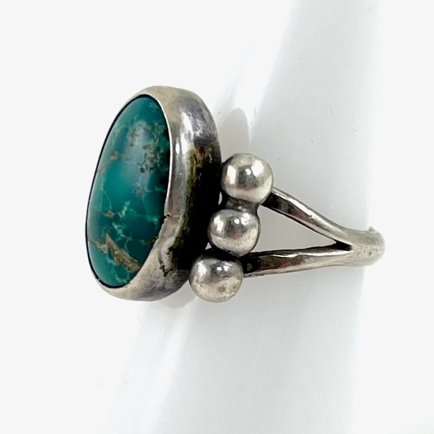 Old Single Stone Ring<br>Size: 6.5