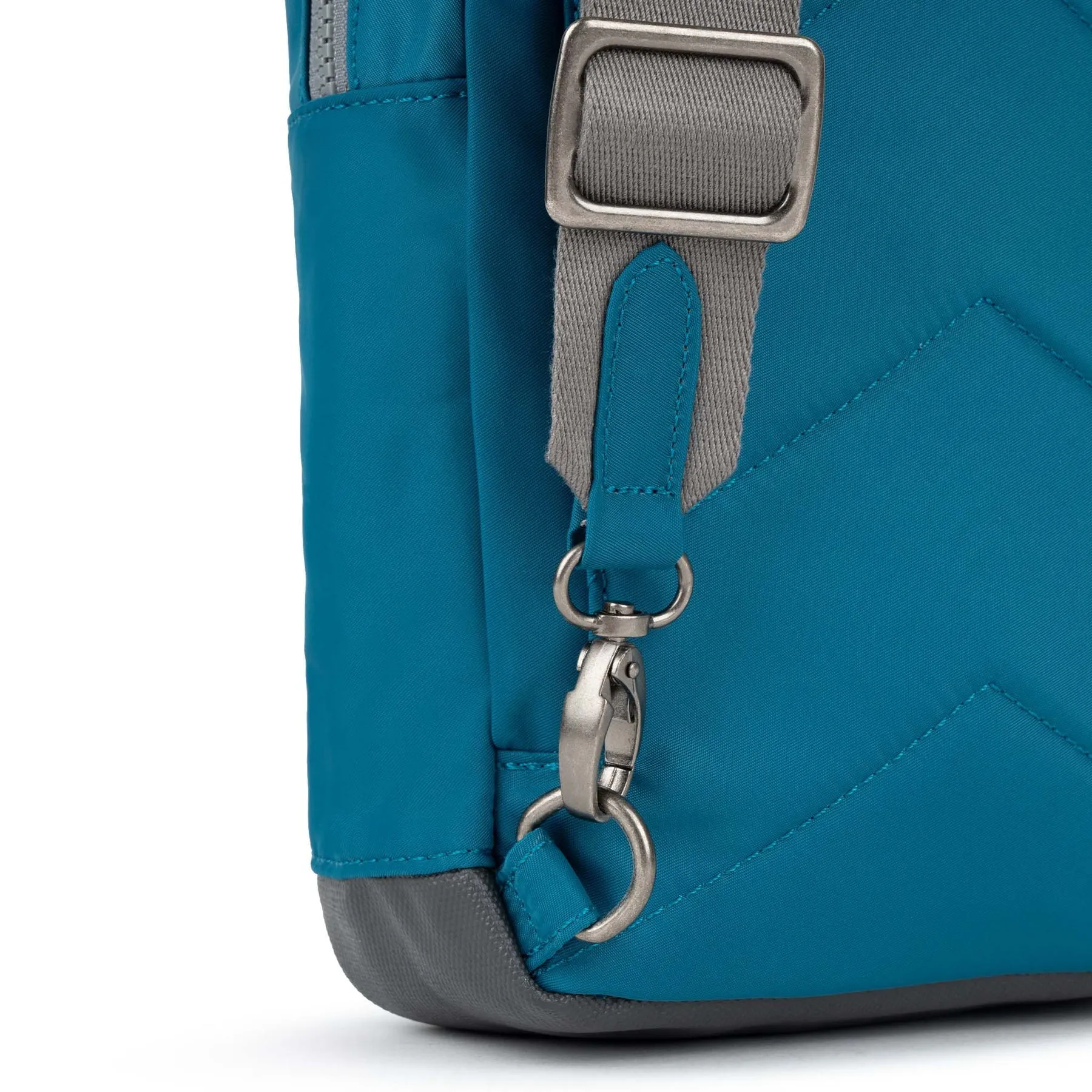 ROKA Willesden B Large Recycled Nylon Bag - Sapphire