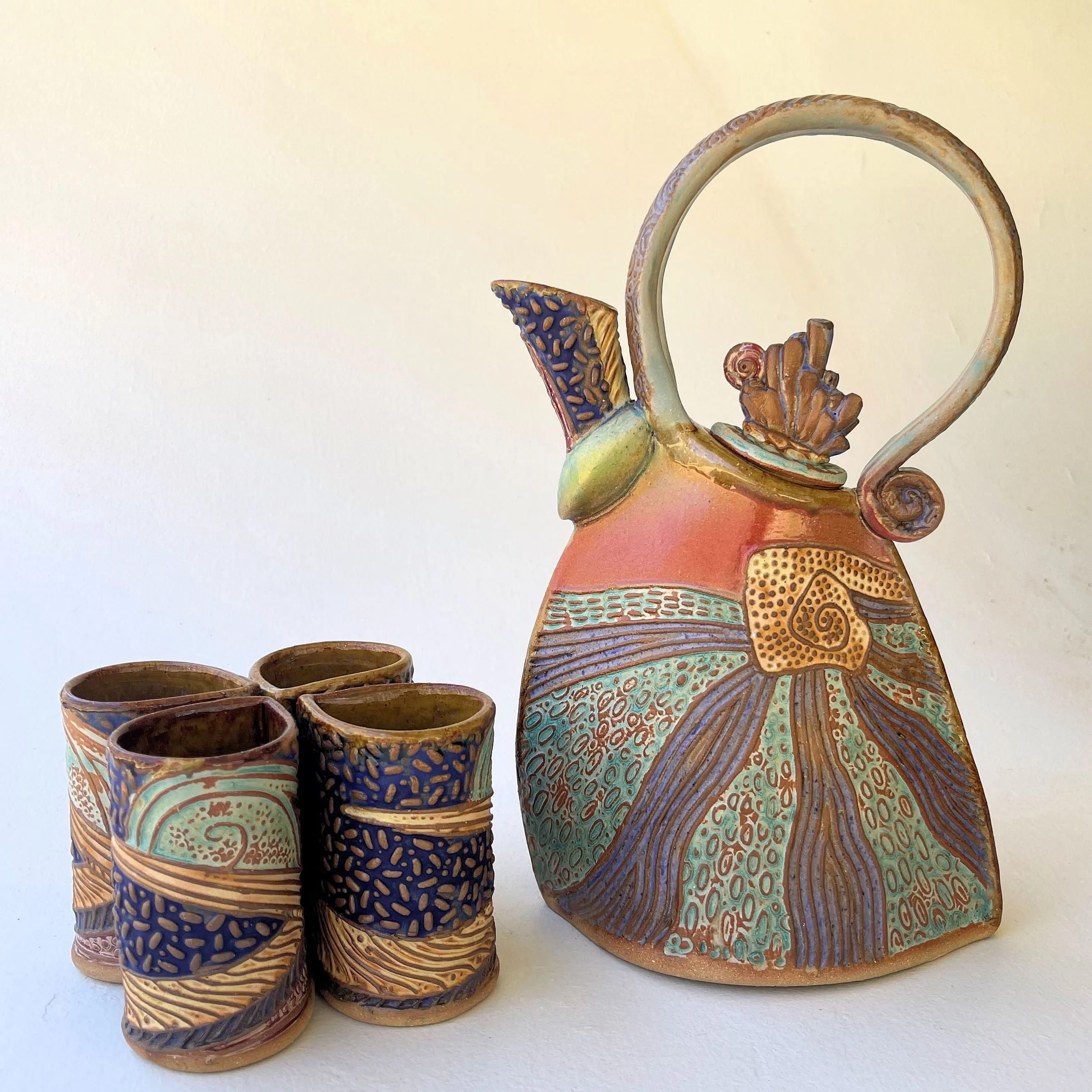 Tea Pot Set with Five Cups - Microwave and Dishwasher Safe