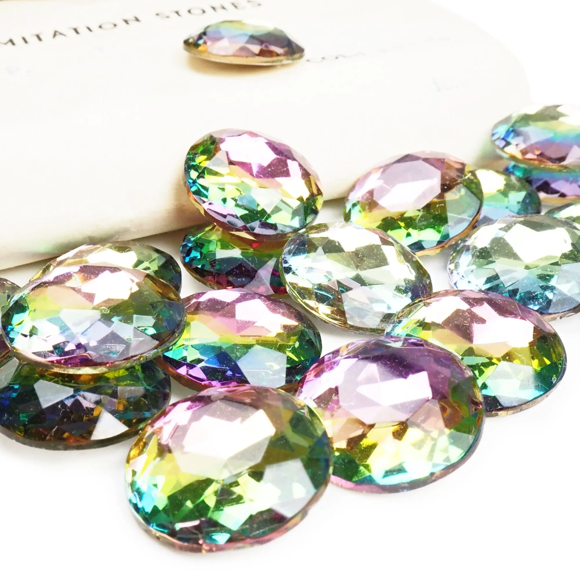 Vintage 1940's German Glass Crystals - Round 18mm