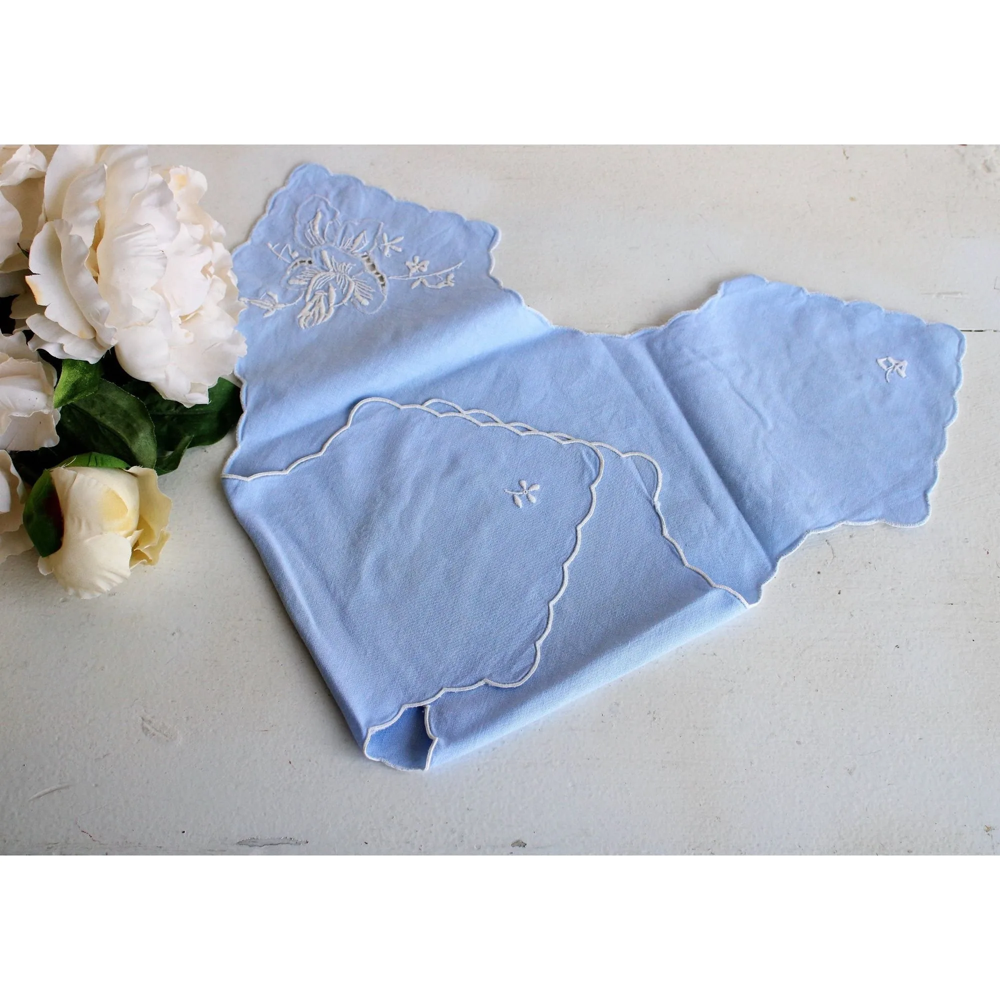 Vintage Blue Bun Warmer With Embroidered Flowers