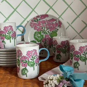 Vintage Gloria Vanderbilt Mugs/Dessert Plates, Set of 16