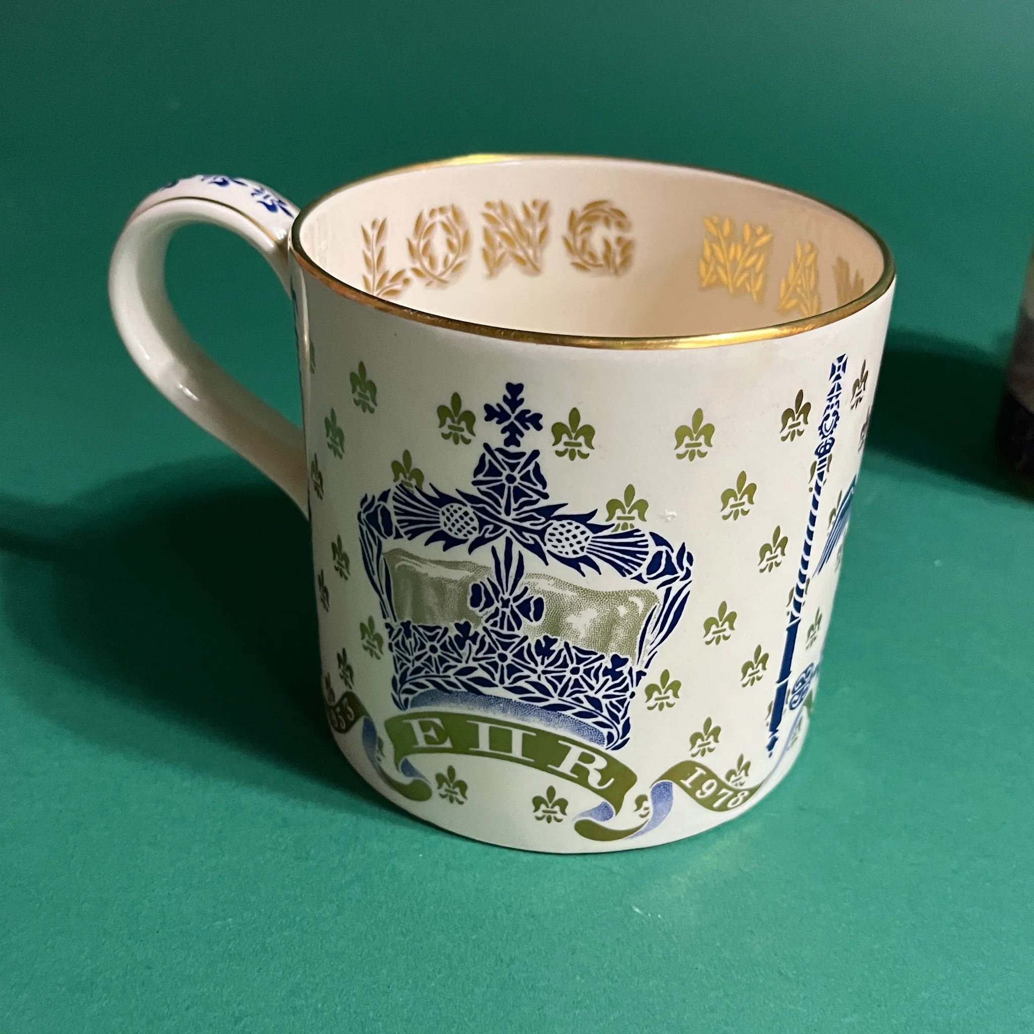 Vintage Queen Elizabeth II Commemorative Ceramic Mugs/Plate, Set of 4